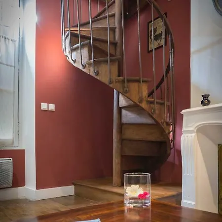 Appartement Le Relais Du Petit Lion à Blois Extérieur photo